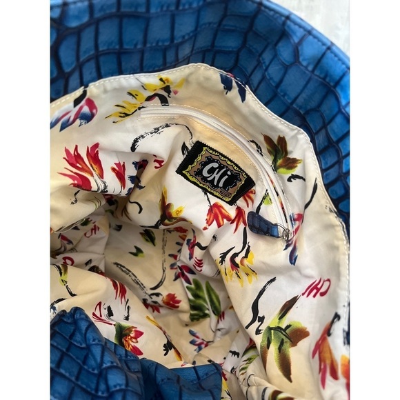 Chi Blue Tote - Picture 3 of 3